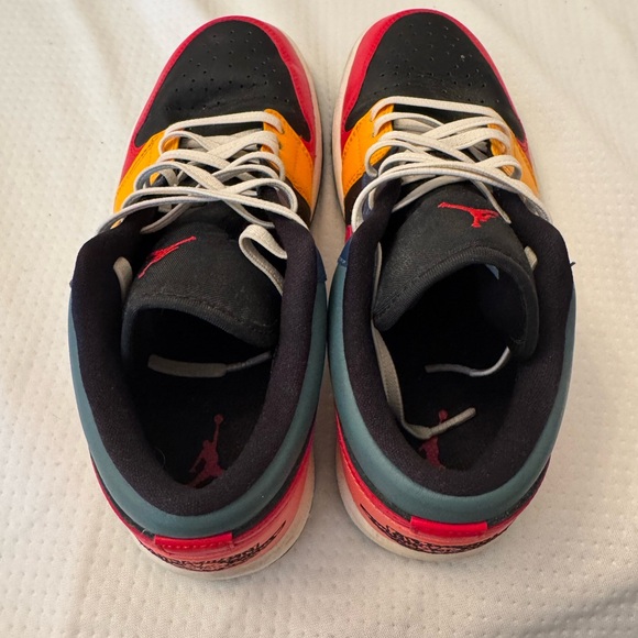 Nike Air Jordan Low - Picture 4 of 5